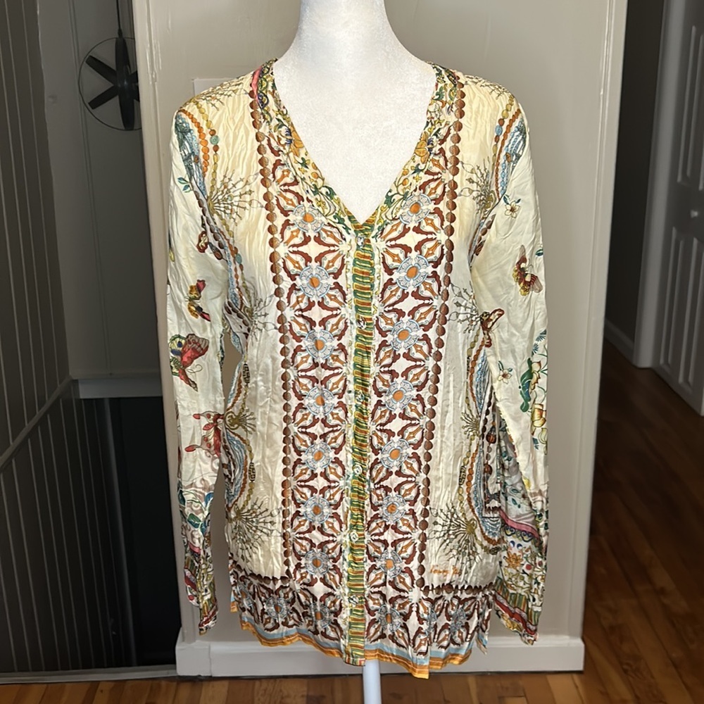 Johnny Was Butterfly and Baubles 100% Silk Tunic Button Blouse New Size XS
